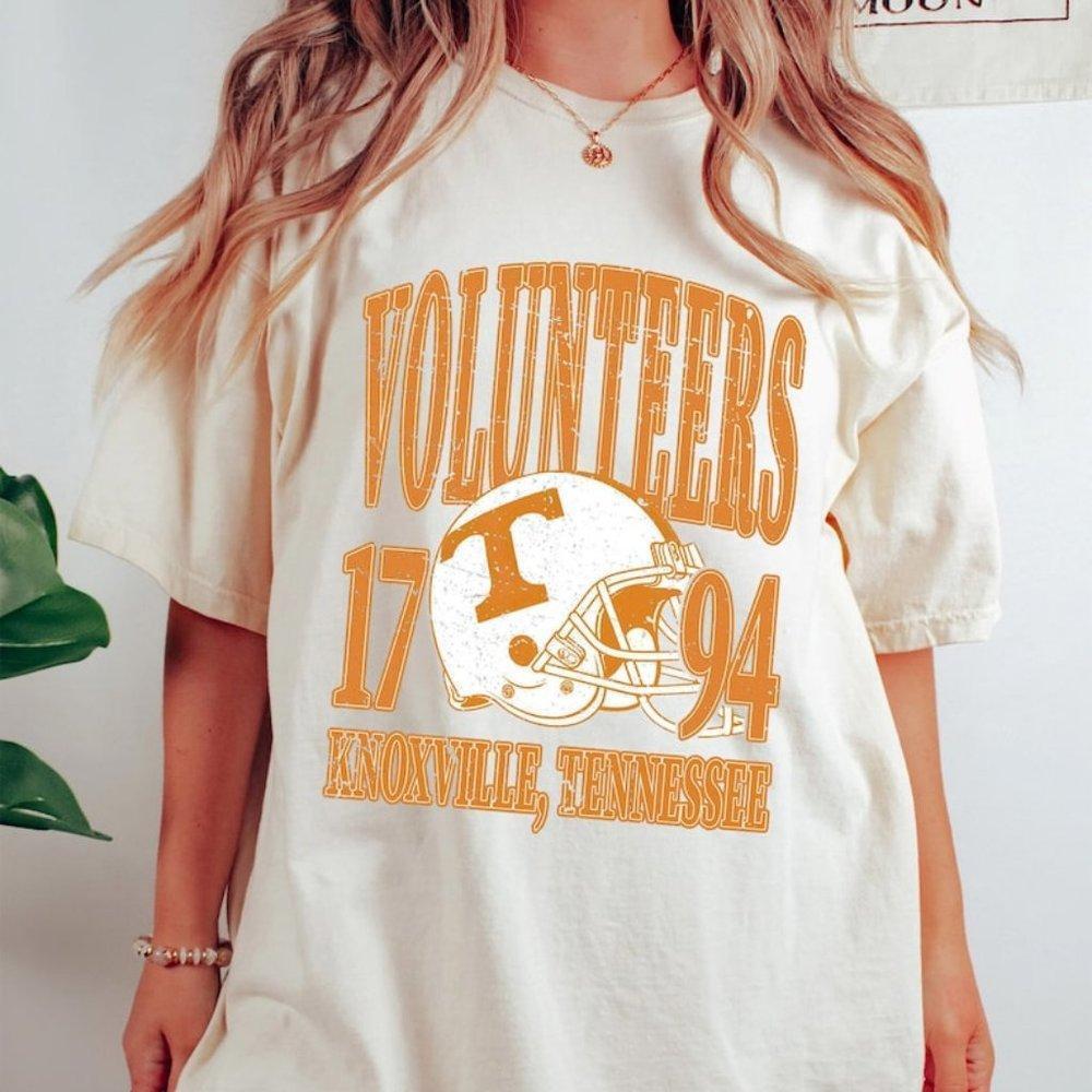 Tennessee Vols Graphic Shirt Football Team Unisex Tee Gift For Fans Sports Top